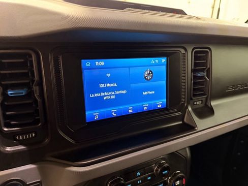 Used 2023 Ford Bronco Black Diamond AWD/4WD image 25