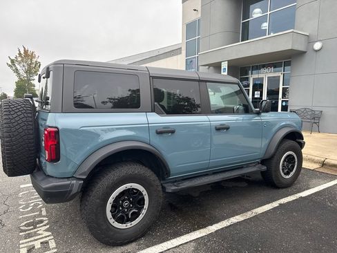 Used 2023 Ford Bronco Black Diamond w/ Sasquatch Package AWD/4WD image 7