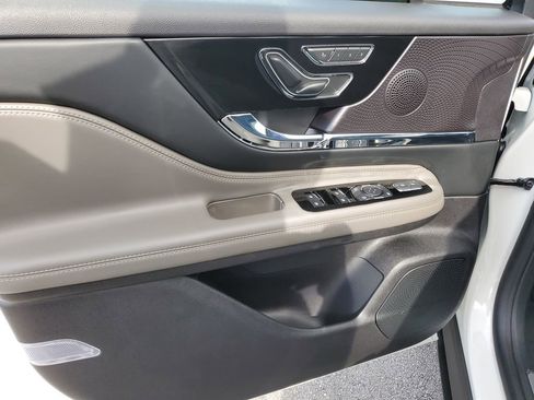New 2026 Lincoln Corsair Grand Touring AWD/4WD image 18
