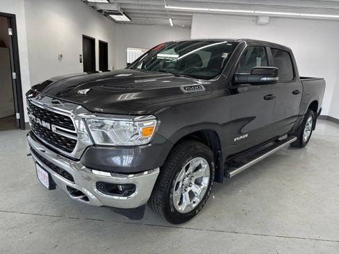 Used 2023 RAM 1500 Big Horn AWD/4WD image 3