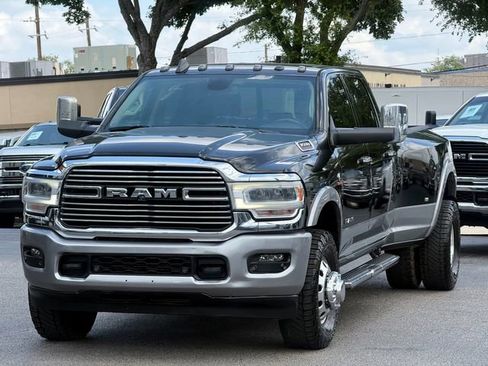 Used 2020 RAM 3500 Laramie AWD/4WD image 3