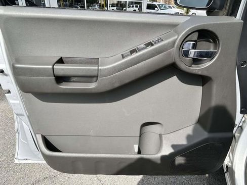Used 2010 Nissan Xterra S RWD image 13
