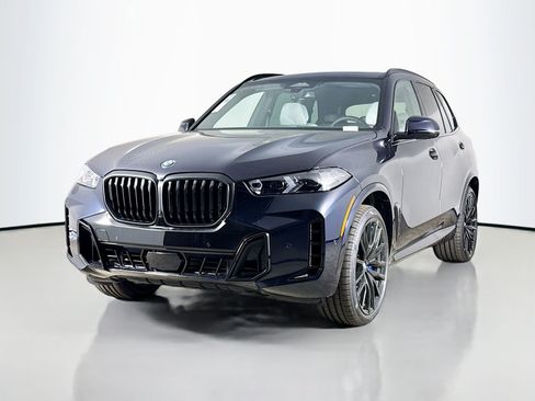 New 2026 BMW X5 sDrive40i w/ M Sport Package RWD image 3