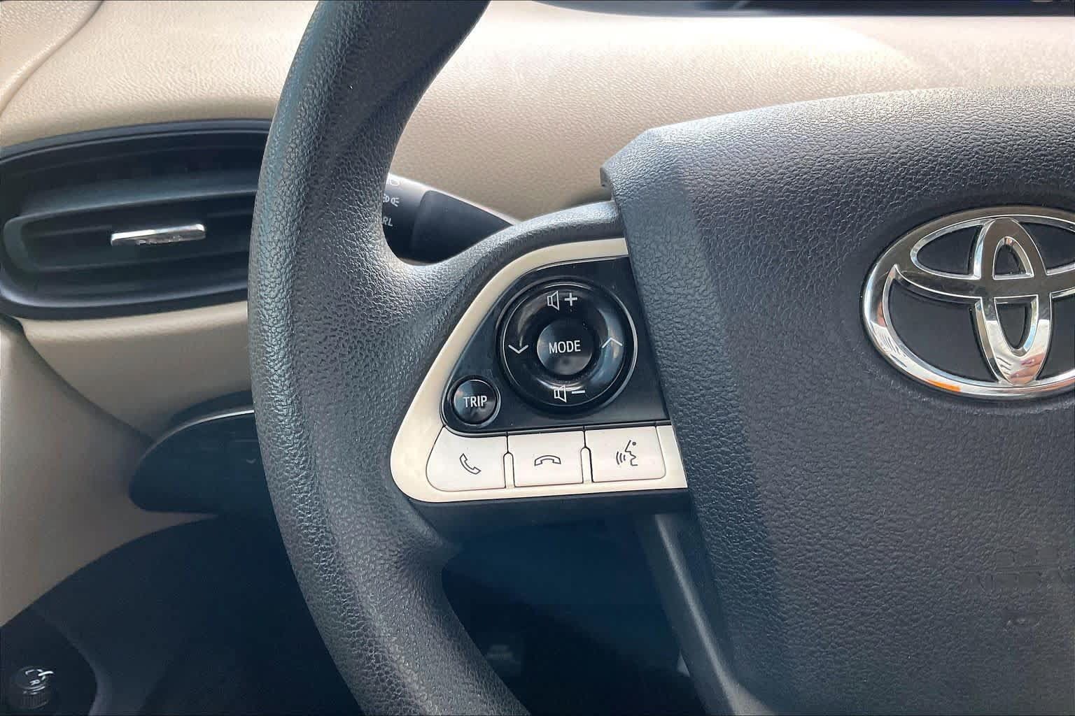 Used 2016 Toyota Prius Two FWD image 23
