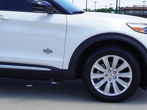 Used 2022 Ford Explorer King Ranch w/ Class IV Trailer Tow Package RWD image 9