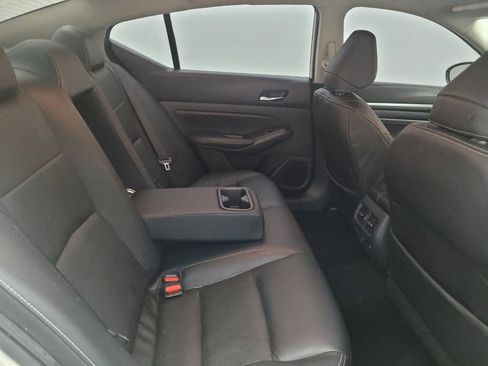 Used 2019 Nissan Altima 2.5 SL FWD image 19