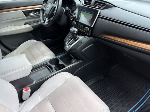 Used 2018 Honda CR-V Touring image 15