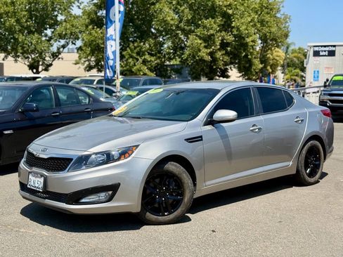 Used 2012 Kia Optima LX image 3
