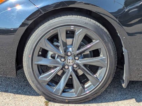 Used 2023 Toyota Corolla SE image 13