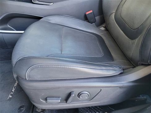 Certified 2022 Hyundai Tucson Limited w/ Cargo Package image 21