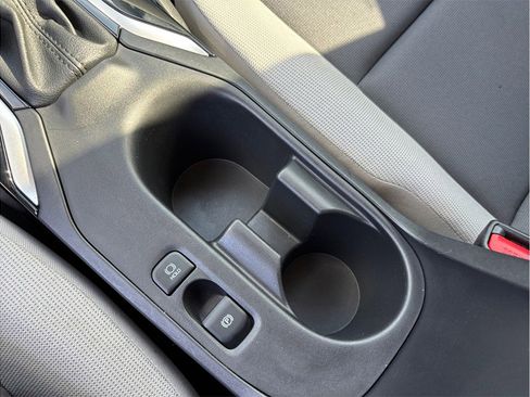 Used 2024 Toyota Corolla LE FWD image 25