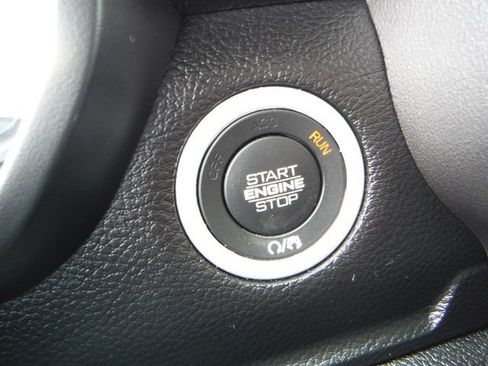 Certified 2019 RAM 1500 Big Horn AWD/4WD image 28
