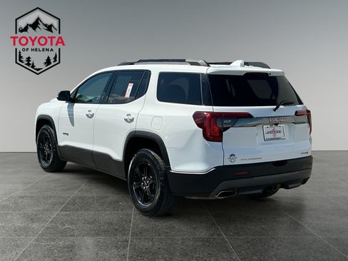 Used 2022 GMC Acadia AT4 w/ Technology Package AWD/4WD image 3