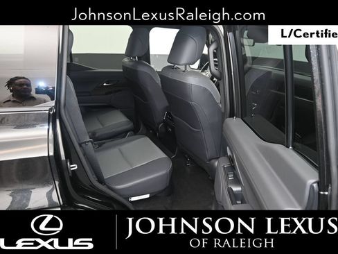 Used 2024 Lexus GX 550 w/ Accessory Package (Z1) AWD/4WD image 11