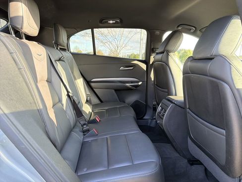 Used 2025 Cadillac XT4 Premium Luxury image 17