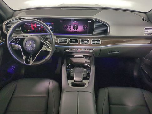 Used 2024 Mercedes-Benz GLE 350 4MATIC w/ Driver Assistance Package image 18