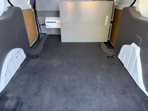 Used 2020 Ford Transit Connect XL FWD image 12