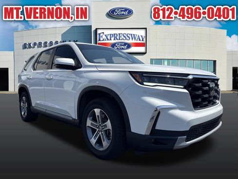 Used 2025 Honda Pilot EX-L image 12