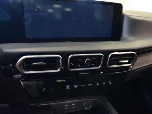 New 2026 Nissan Sentra SV w/ SV Convenience Package image 12