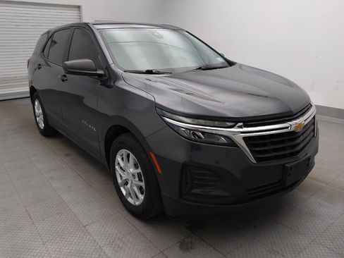 Used 2022 Chevrolet Equinox LS FWD image 13