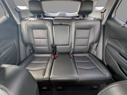 Used 2024 GMC Terrain SLT AWD/4WD image 34