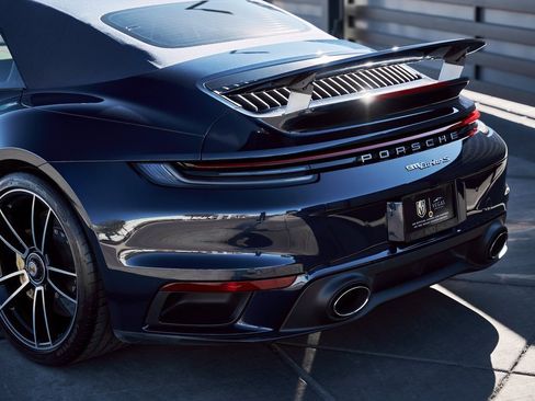 Used 2022 Porsche 911 Turbo S image 9