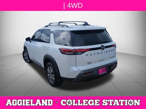 Certified 2026 Nissan Pathfinder SL w/ Cargo Package AWD/4WD image 4