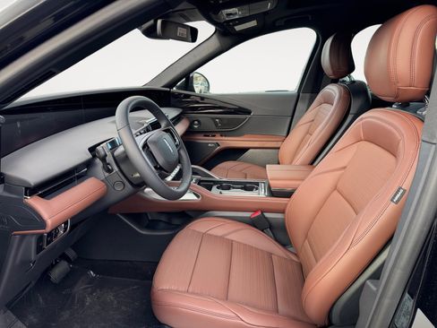 New 2026 Lincoln Nautilus Reserve w/ Jet Appearance Package image 11