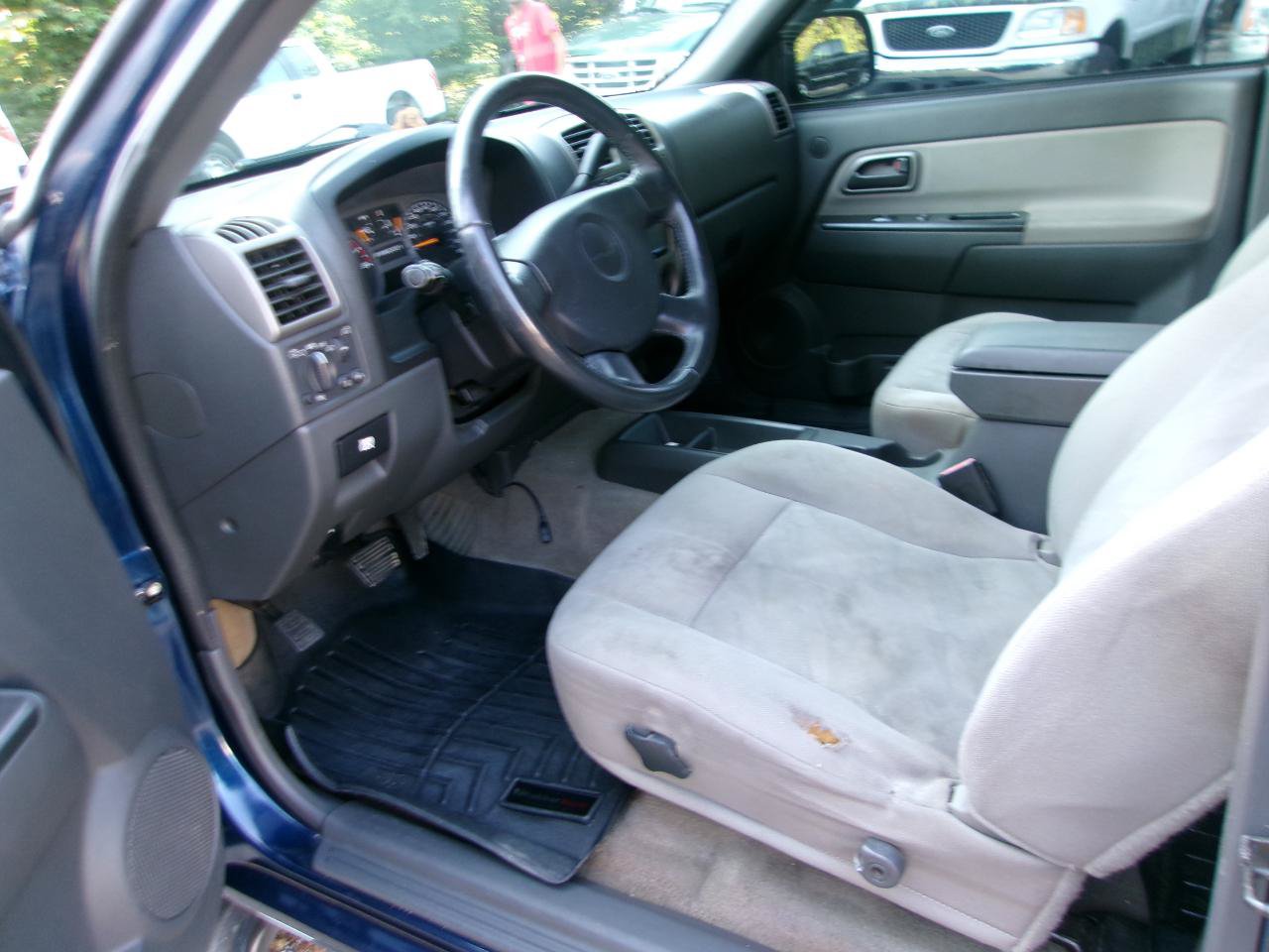Used 2004 Chevrolet Colorado LS w/ Power Convenience Package AWD/4WD image 10