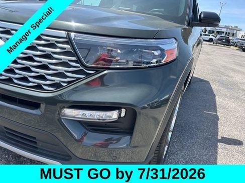 Used 2023 Ford Explorer Platinum w/ Technology Package AWD/4WD image 9