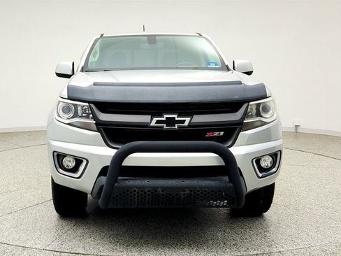 Used 2019 Chevrolet Colorado Z71 AWD/4WD image 2