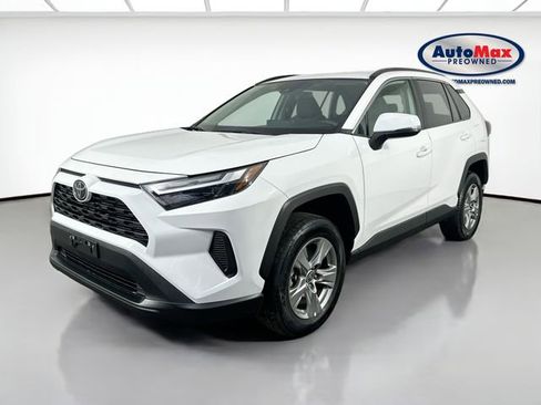 Used 2024 Toyota RAV4 XLE w/ Weather Package image 4