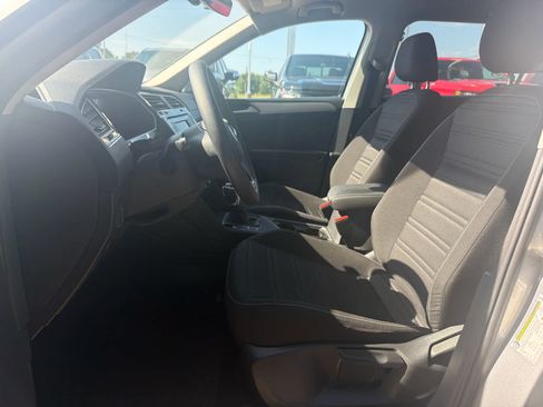 Used 2023 Volkswagen Tiguan S FWD image 14