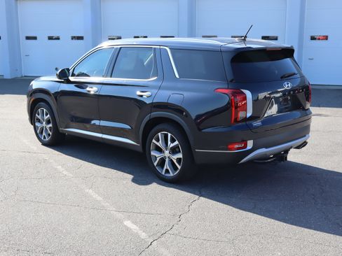 Used 2020 Hyundai Palisade SEL w/ Premium Package FWD image 19