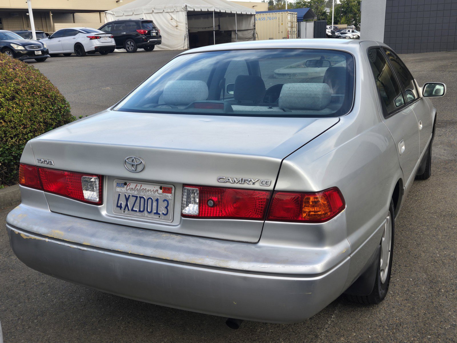 Used 2000 Toyota Camry CE w/ Value Pkg 1 FWD image 4