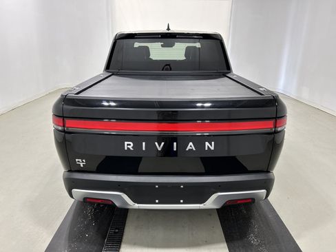 Used 2024 Rivian R1T Adventure Dual AWD/4WD image 4