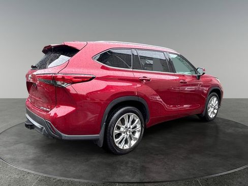 Used 2020 Toyota Highlander Limited AWD/4WD image 10