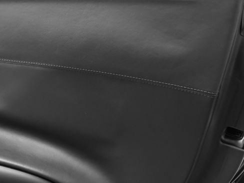 Used 2011 Audi R8 V10 image 25