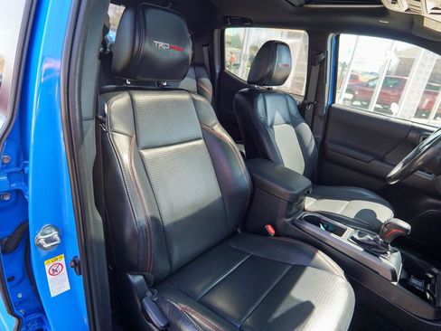 Used 2019 Toyota Tacoma TRD Pro w/ Desert Air Intake Package AWD/4WD image 30