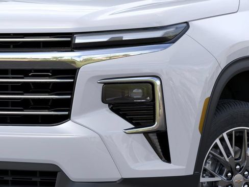 New 2026 Chevrolet Traverse LT w/ Driver Confidence Package FWD image 10