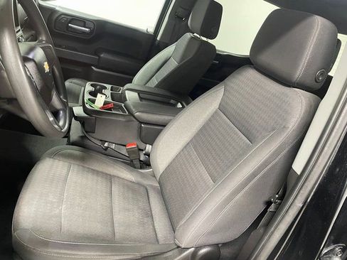 Used 2022 Chevrolet Silverado 1500 Custom image 12