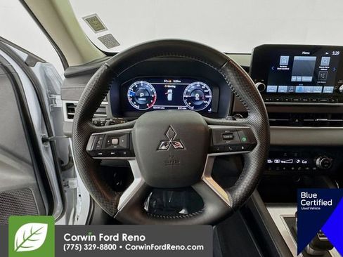 Used 2023 Mitsubishi Outlander SEL image 14