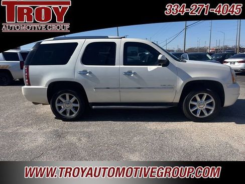 Used 2013 GMC Yukon Denali image 11