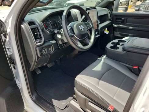 New 2026 RAM 2500 Tradesman AWD/4WD image 10