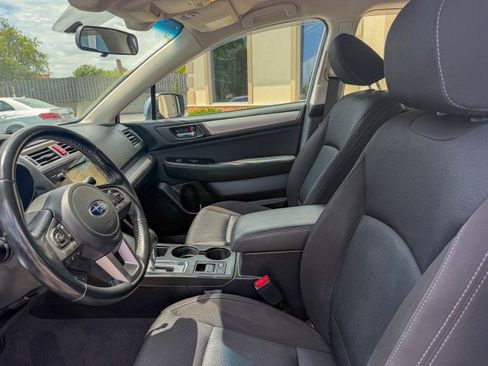Used 2016 Subaru Legacy 2.5i Premium AWD/4WD image 5