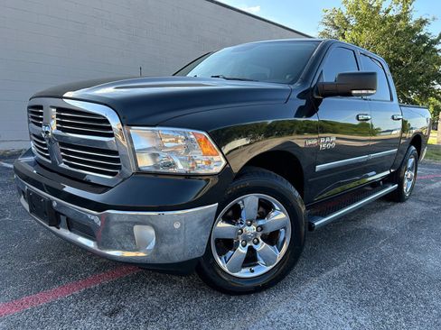 Used 2016 RAM 1500 Lone Star RWD image 2