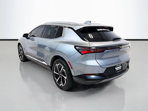 Used 2024 Chevrolet Equinox EV LT FWD image 7