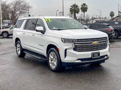 Used 2023 Chevrolet Suburban Premier image 5