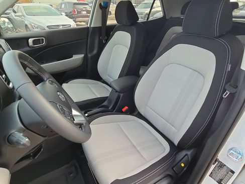 New 2026 Hyundai Venue SEL image 14