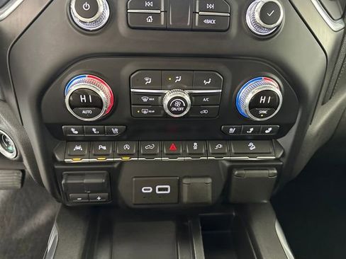 Used 2019 GMC Sierra 1500 AT4 w/ AT4 Premium Package image 23